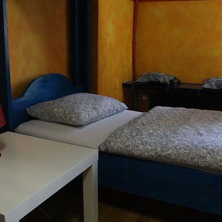 El Hostel Varsovie Extérieur photo