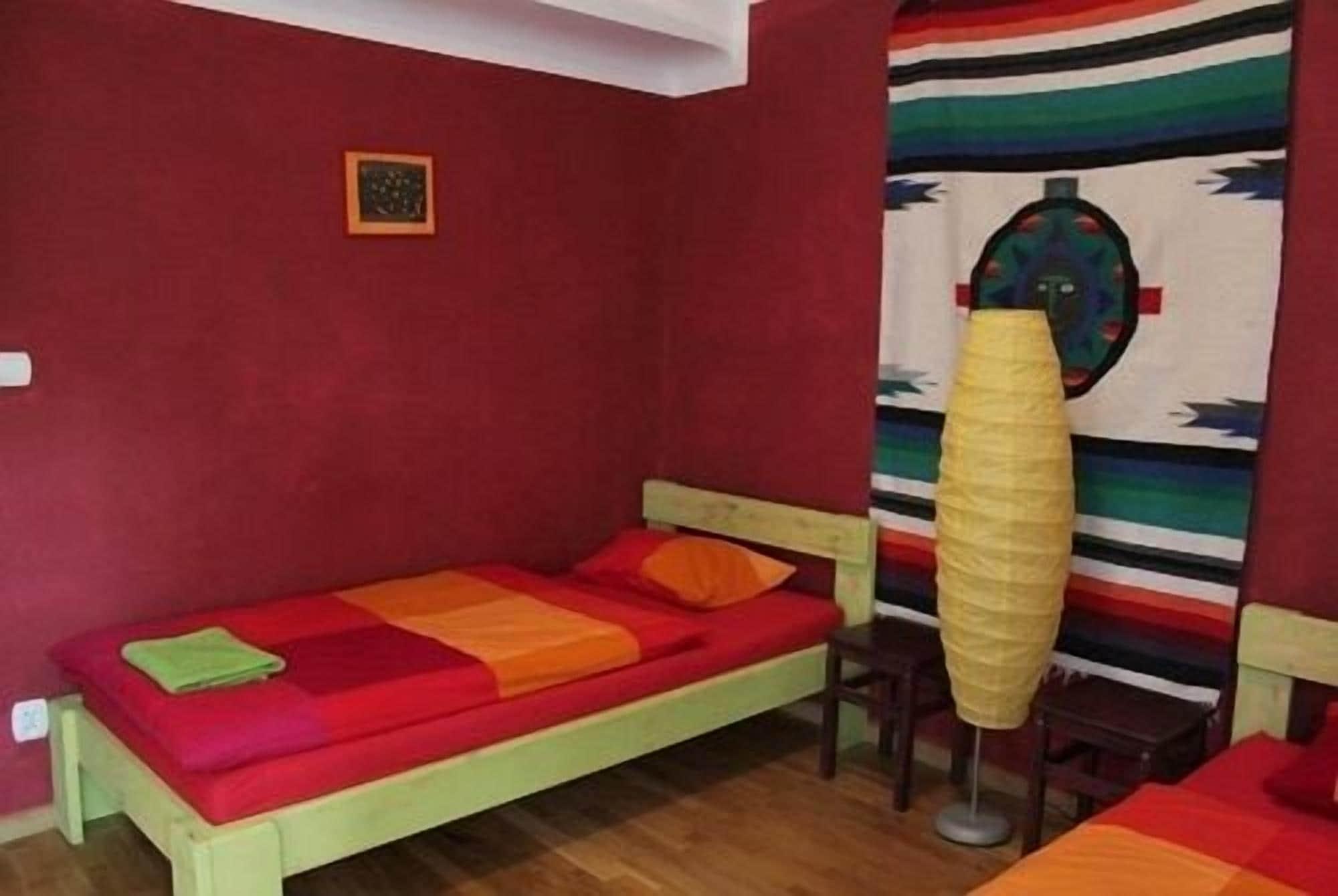 El Hostel Varsovie Extérieur photo
