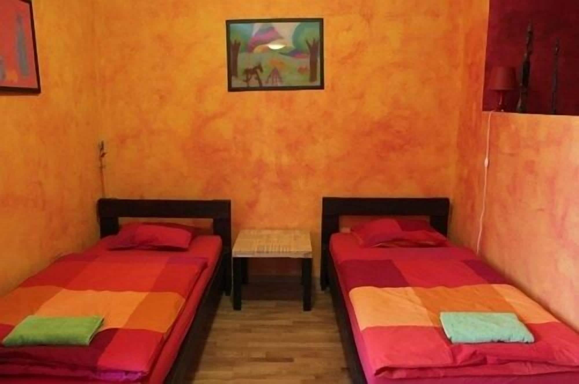 El Hostel Varsovie Extérieur photo