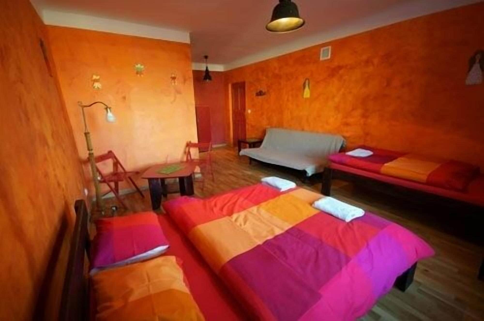 El Hostel Varsovie Extérieur photo