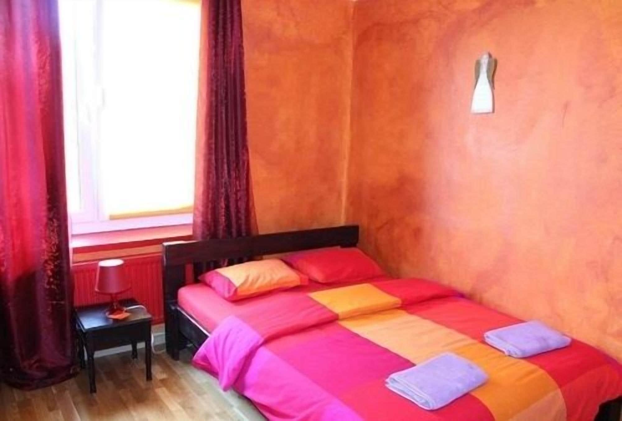 El Hostel Varsovie Extérieur photo